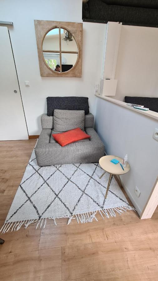Charmant Logement Avec Parking Apartman Orvault Kültér fotó